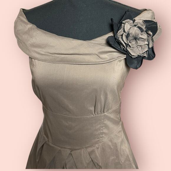Brown Sheath Dress Off Shoulder Rosette Accent Large Rinascimento Tulle A-Line - Picture 2 of 6